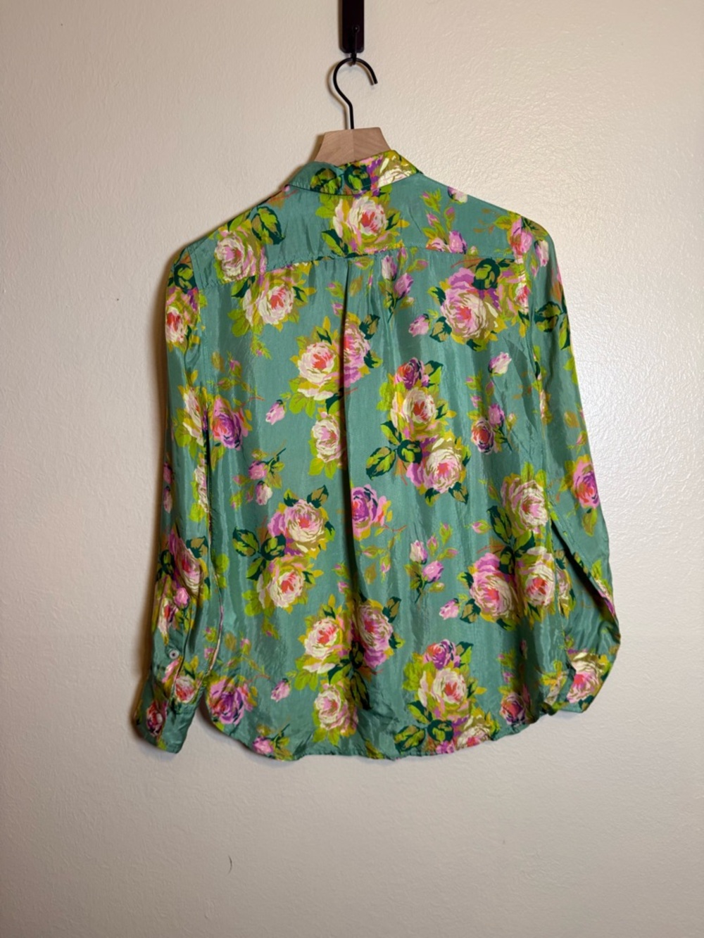 J.‎ Crew Classic-fit cupro-blend shirt in rose garden - Picture 5 of 6